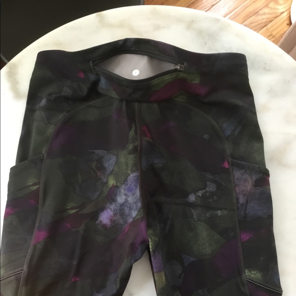 Lululemon Speed Up Tight Leggings 28" - Size 6